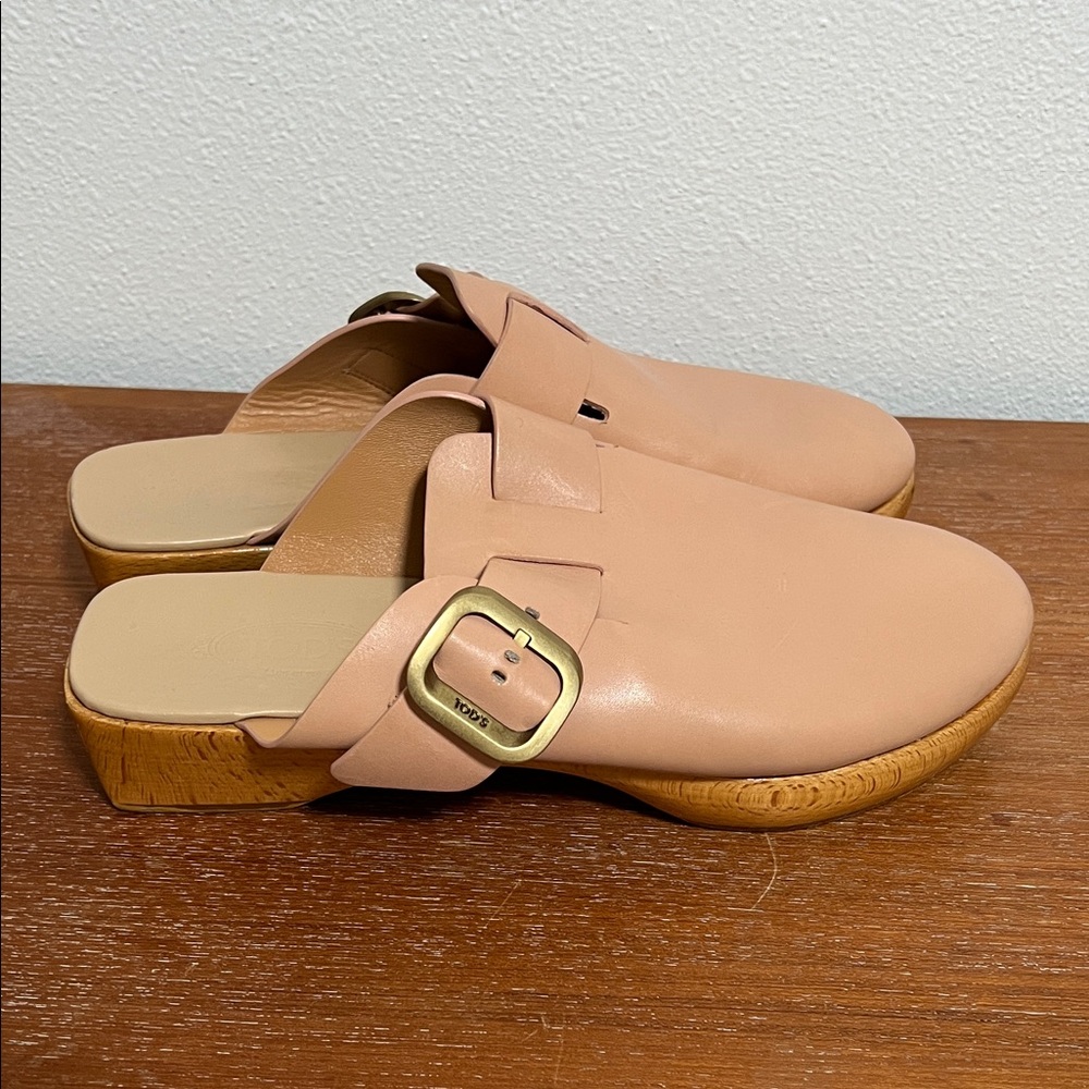 Tod's Blush Leather Mules with Buckle Size 40